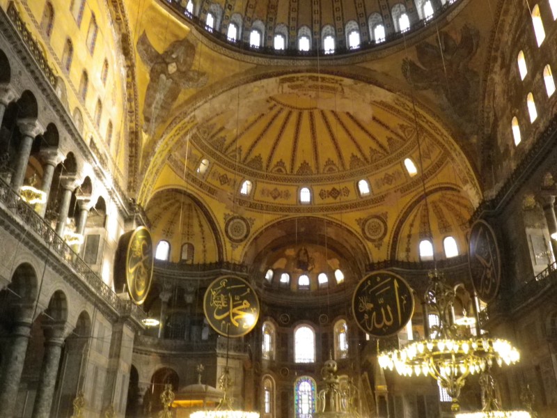 2011_1105_055800.jpg - Hagia Sophia (Ayasofya)