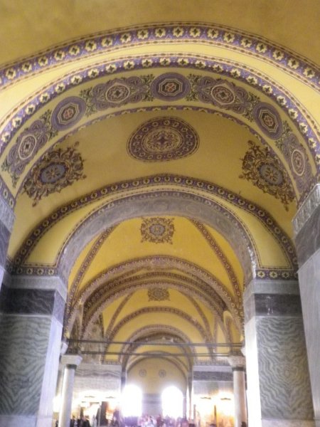 2011_1105_061600.jpg - Hagia Sophia (Ayasofya)