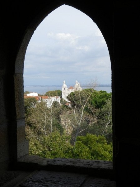 2012_0928_082112.jpg - Convento da Graça from Saint George's Castle