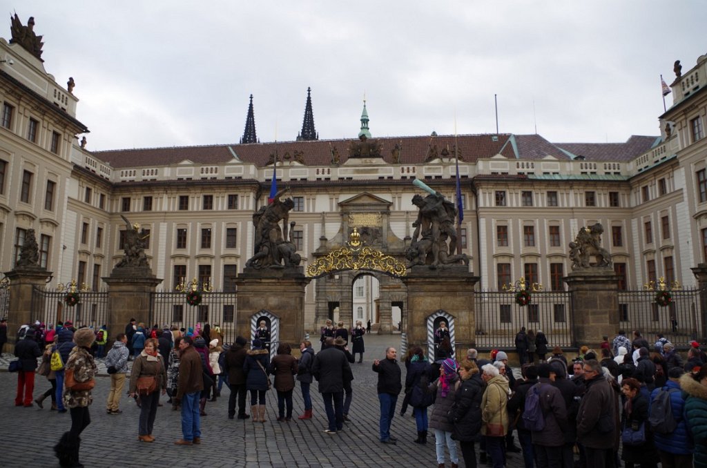 2014_1204_114813.jpg - Prague Castle complex