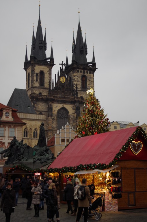 2014_1205_145527.jpg - Prague Old Town Square Christmas Market