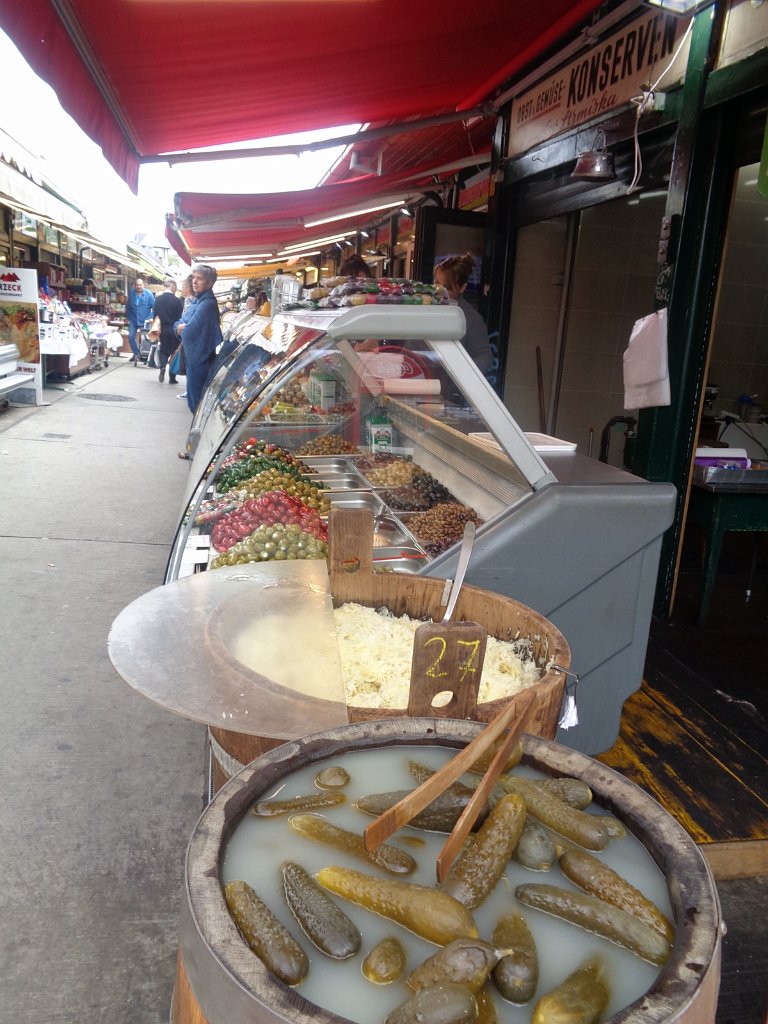 2017_0902_084456.JPG - Naschmarkt